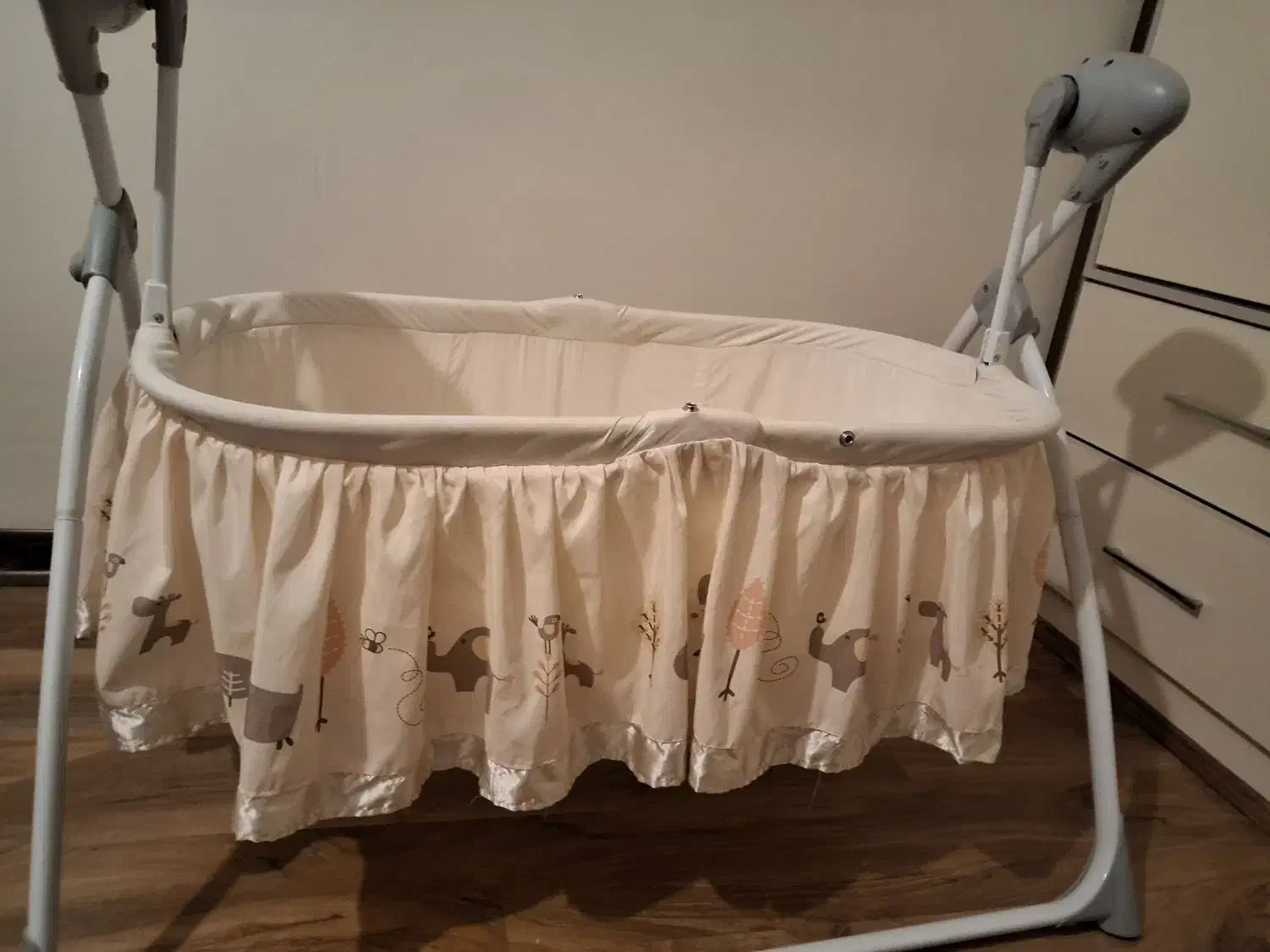 ننو برقی تاشو|اسباب و اثاث بچه|دورود, |دیوار