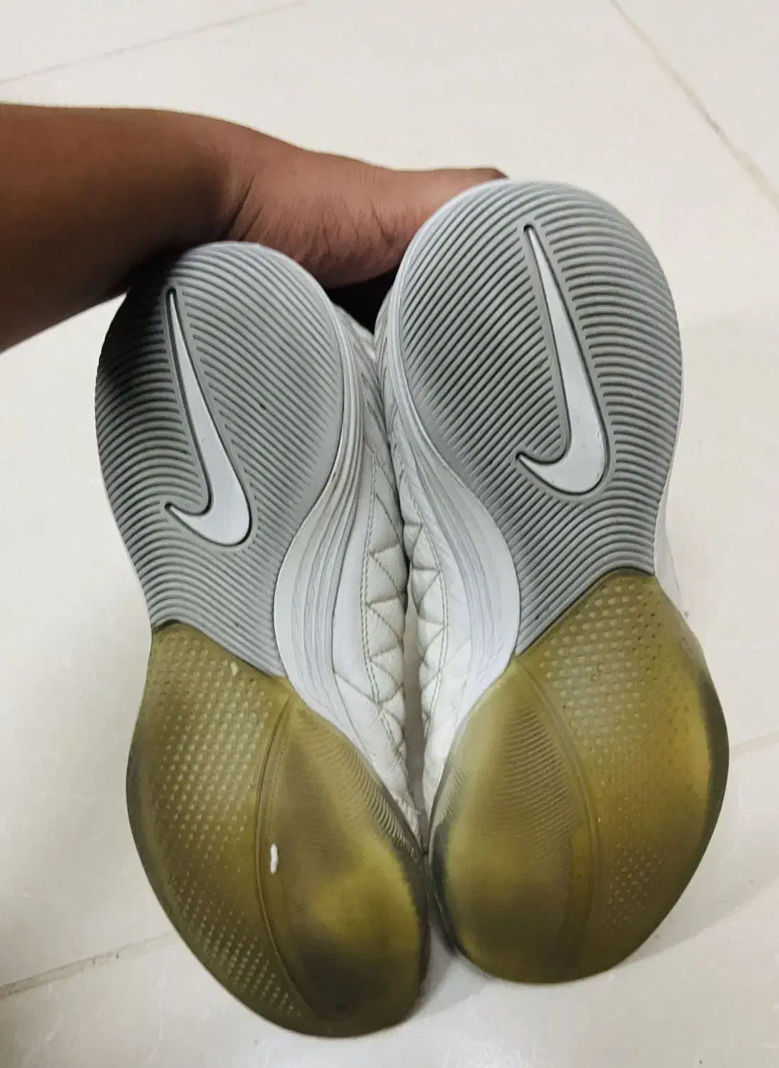 کفش فوتسالی لونارگتو|کیف، کفش، کمربند|گناباد, |دیوار