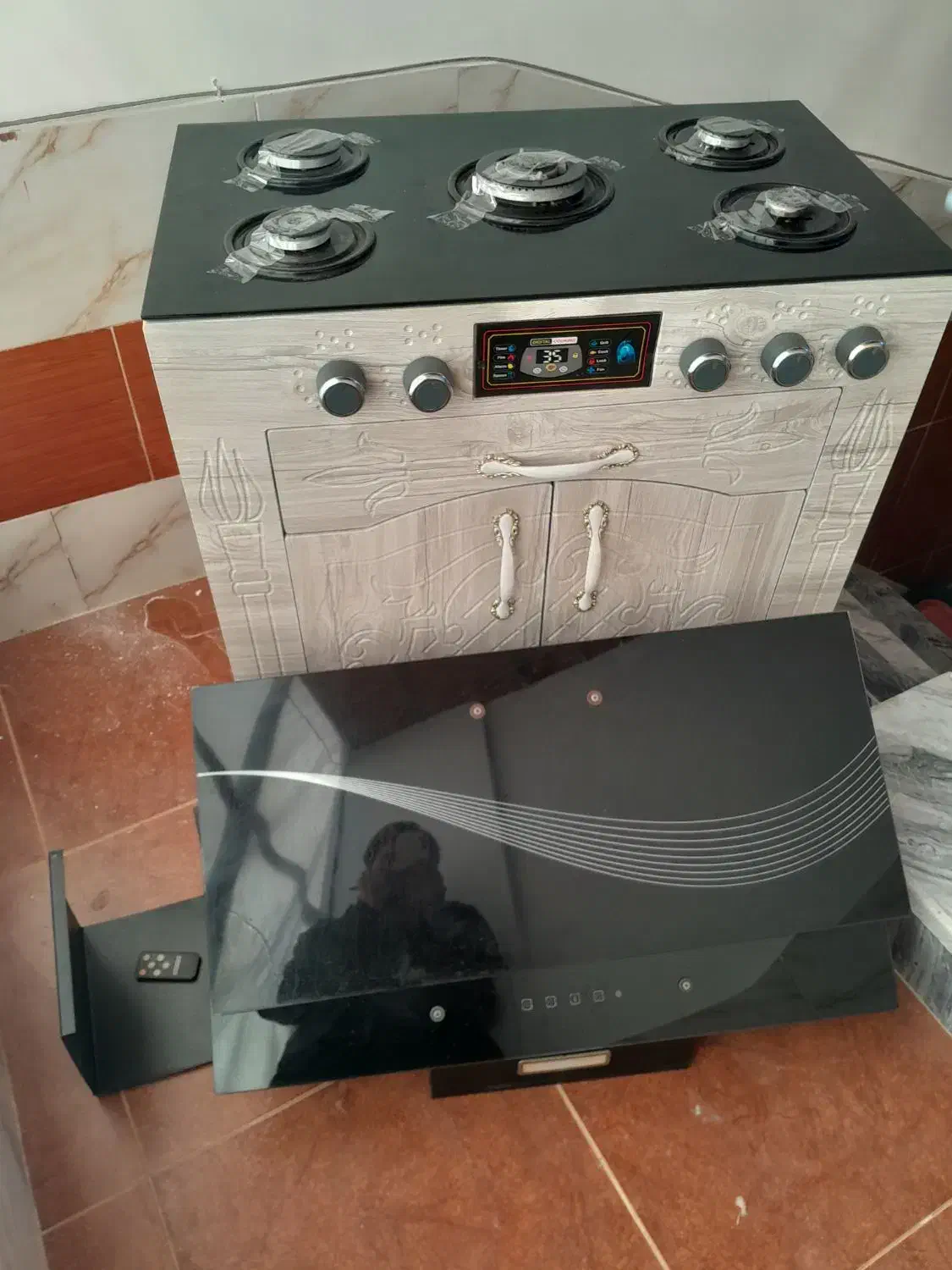 اوجاق گاز و هود اشپزخانه فقط۵ملیون|اجاق گاز و لوازم برقی پخت‌وپز|چهاربرج, |دیوار