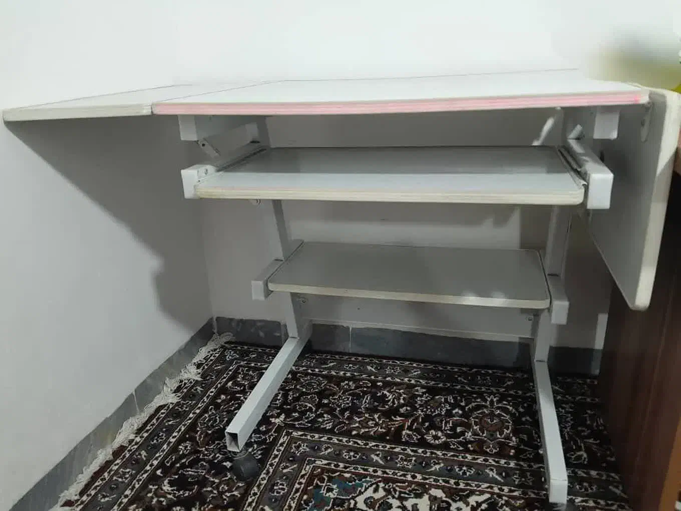 میز کامپیوتر و مطالعه|میز تحریر و کامپیوتر|خرمآباد, |دیوار