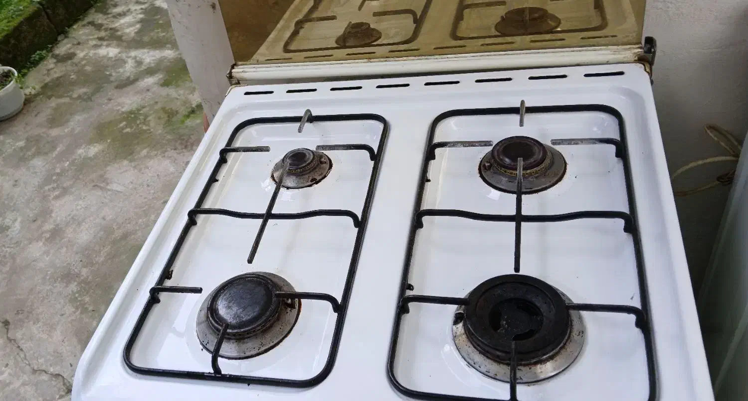 گاز ۴ شعله فر دار|اجاق گاز و لوازم برقی پخت‌وپز|صومعه‌سرا, |دیوار