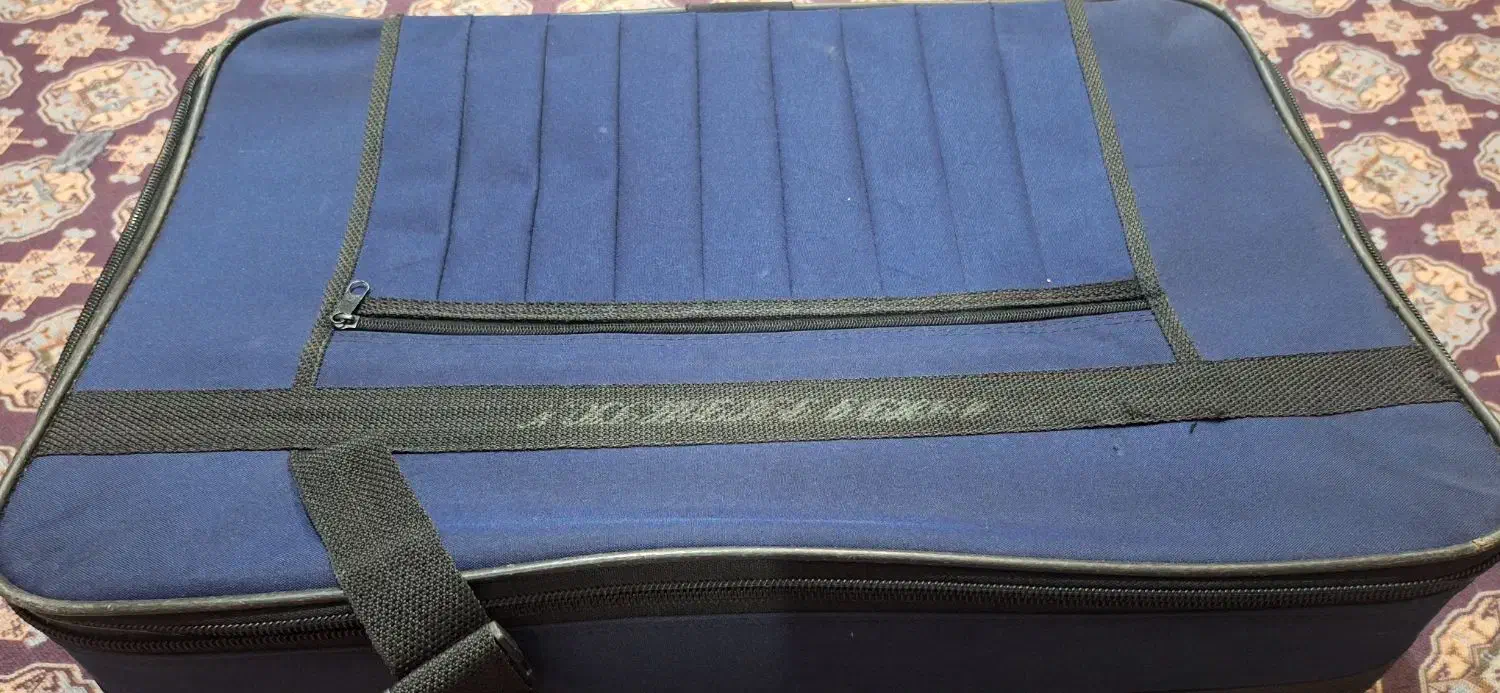 چمدون|کیف، کفش، کمربند|قوچان, |دیوار