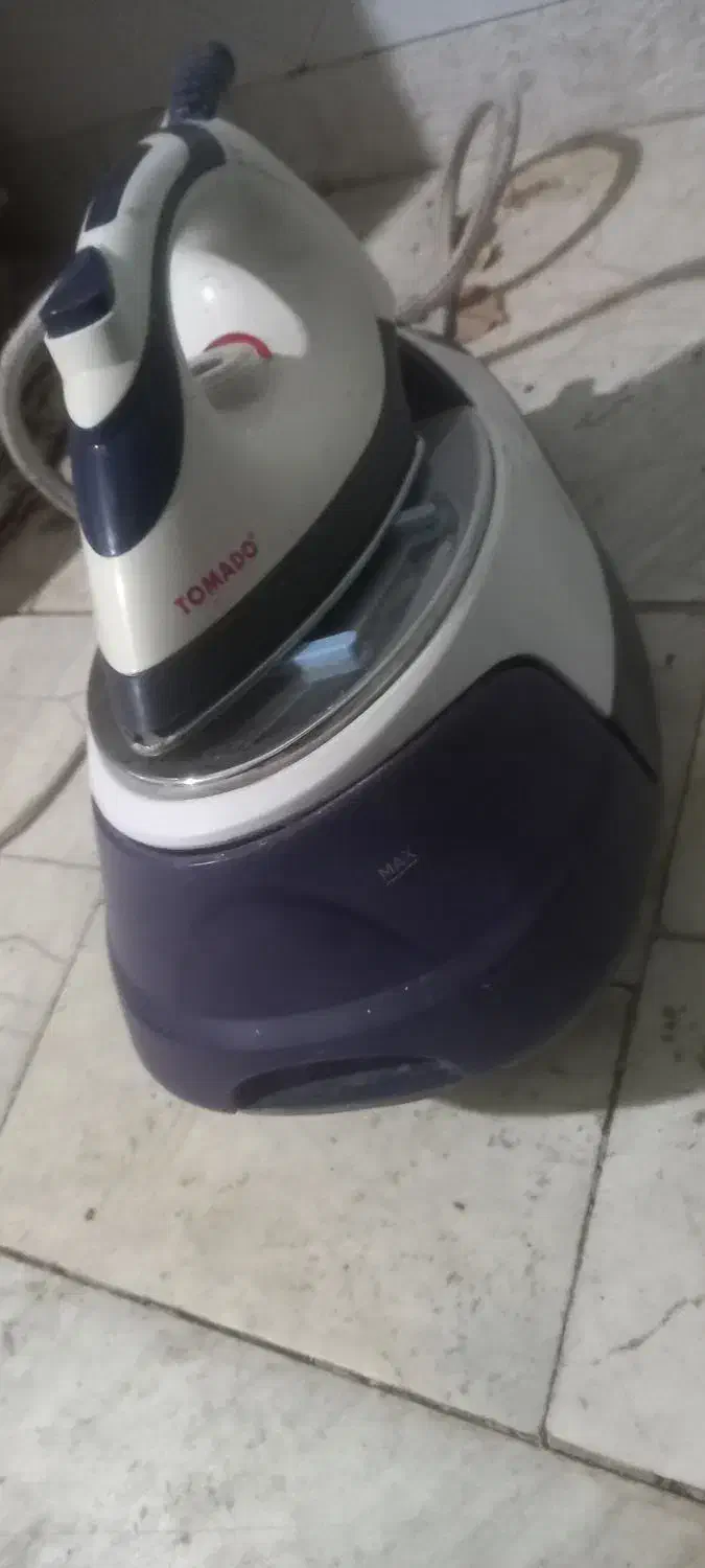 اتو مخزن دار سالم کم کار|اتو و لوازم اتو|زالیان, |دیوار