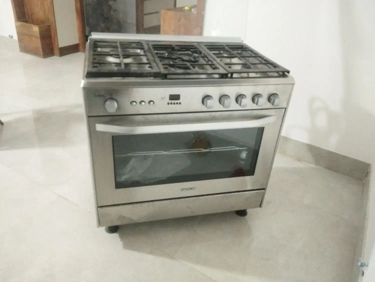 اجاق گازفرداراسنوا درحدنواستیل|اجاق گاز و لوازم برقی پخت‌وپز|برخوار, |دیوار