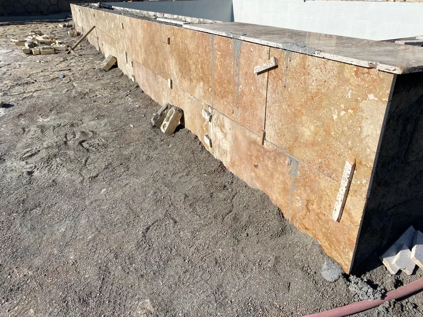 سنگ ارزان قیمت|مصالح و تجهیزات ساختمان|مشهد, کارگران|دیوار