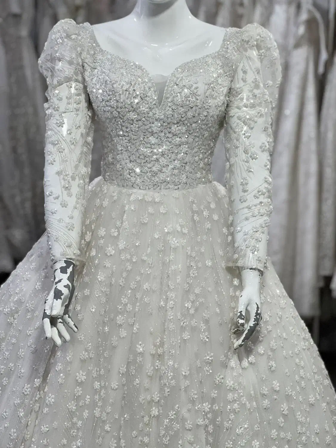 لباس عروس|لباس|اردبیل, |دیوار