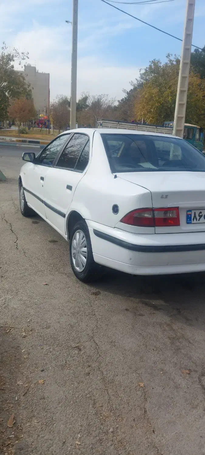 سمند lxمدل ۸۵|خودرو سواری و وانت|اصفهان, باغ فدک|دیوار