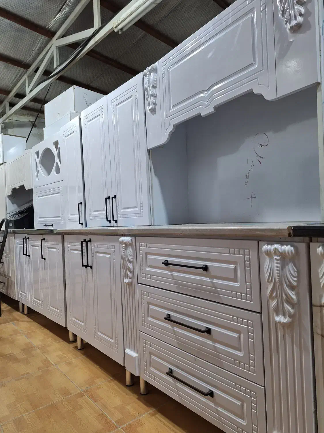 کارگاه تولیدی دورازدست دلال کابینت پیش ساخته کد۶4۵|مصالح و تجهیزات ساختمان|شیراز, کوشک میدان|دیوار