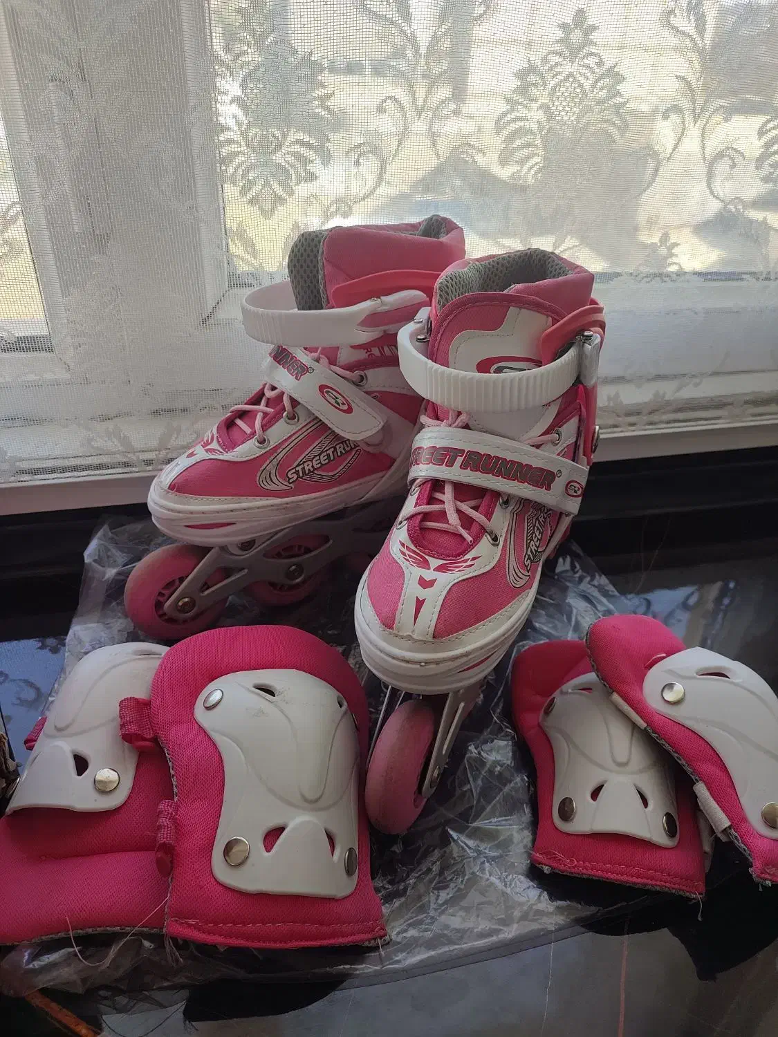 کفش اسکیت نو|دوچرخه، اسکیت، اسکوتر|مشهد, بلال|دیوار