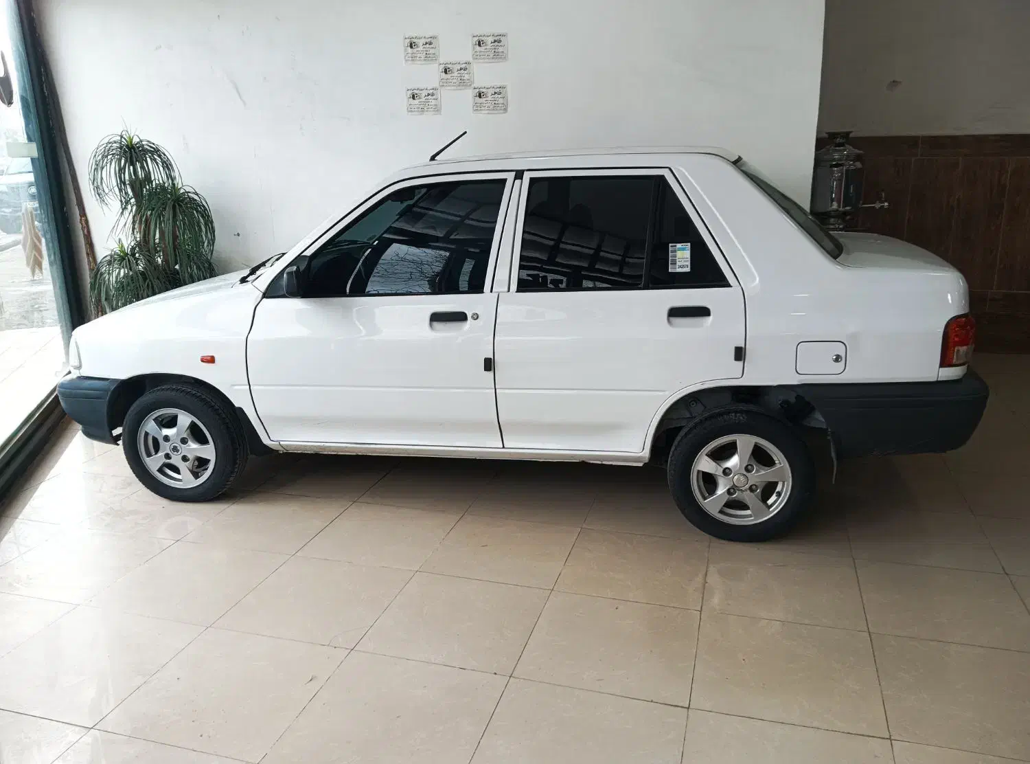 پرایدمدل۹۸بدون‌رنگ|خودرو سواری و وانت|نقده, |دیوار