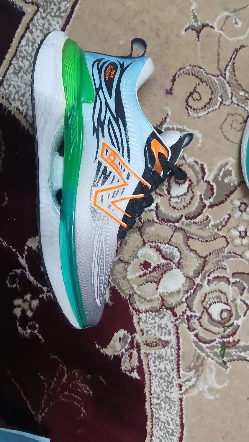 کفش نیوبالانس ویتنام مردانه سایز 43نو اصلا پا نشده|کیف، کفش، کمربند|کازرون, |دیوار