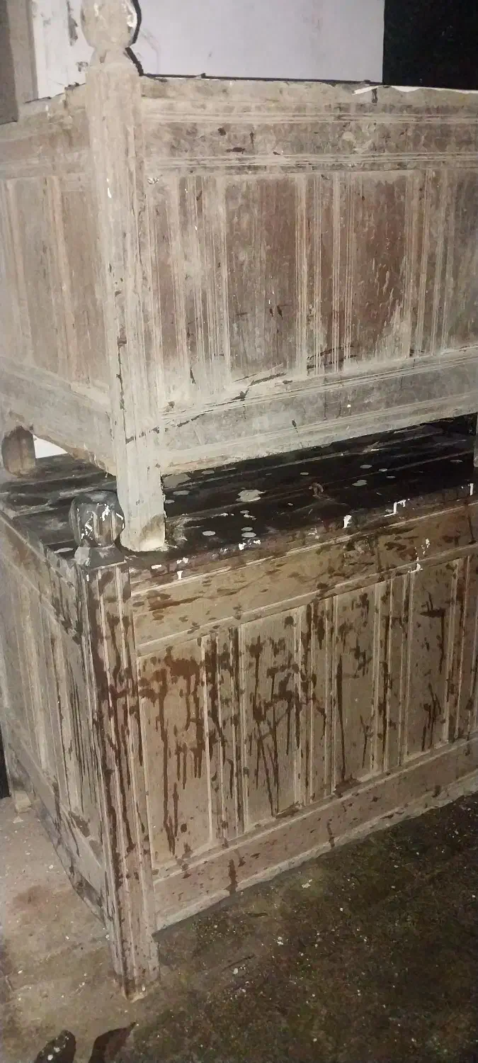 صندوق قدیمی|صنایع دستی و سایر لوازم تزئینی|بندر انزلی, شاکوچه|دیوار