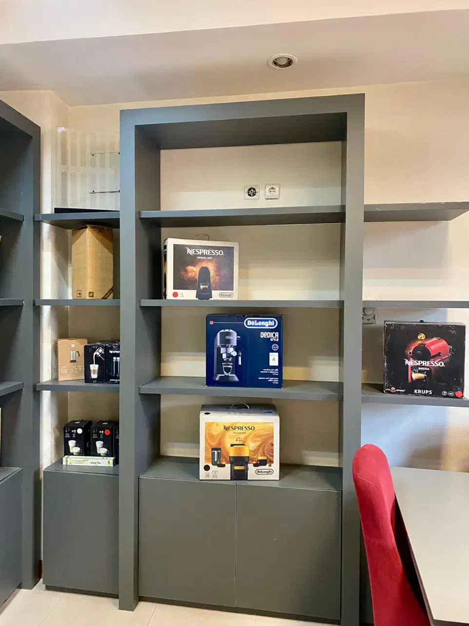 میز کار و قفسه با چوب MDF های گلس|کتابخانه، شلف، قفسه‌های دیواری|مشهد, رضاشهر|دیوار