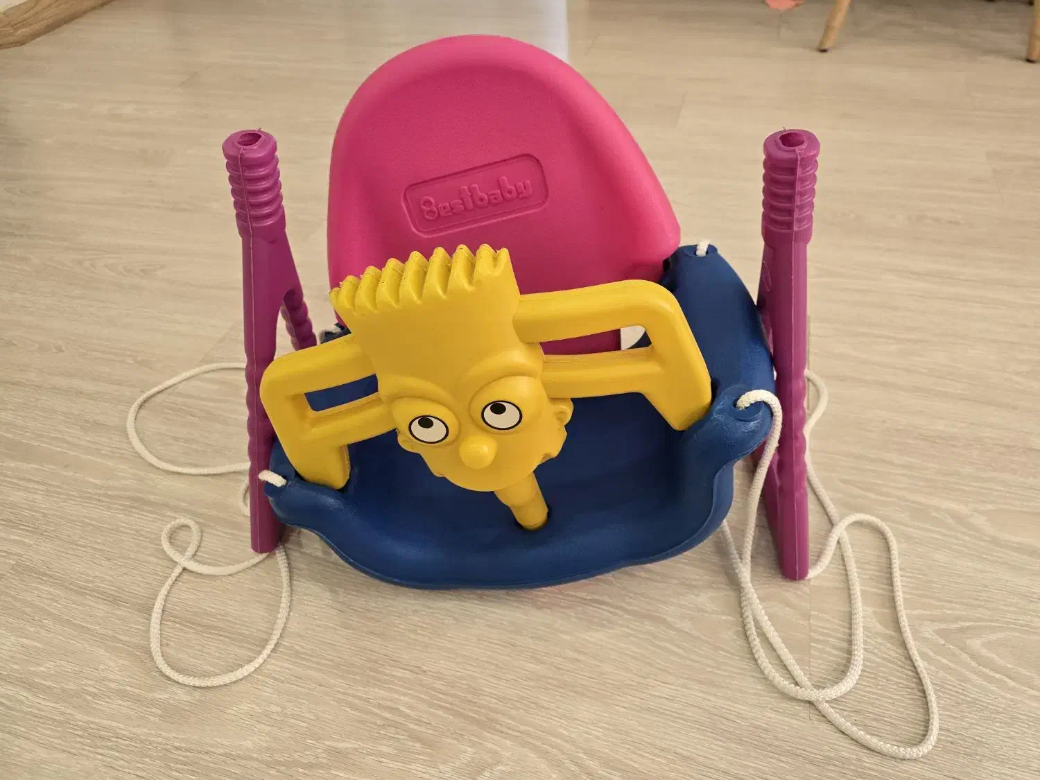 تاب و آغوش|اسباب و اثاث بچه|رشت, پل تالشان|دیوار