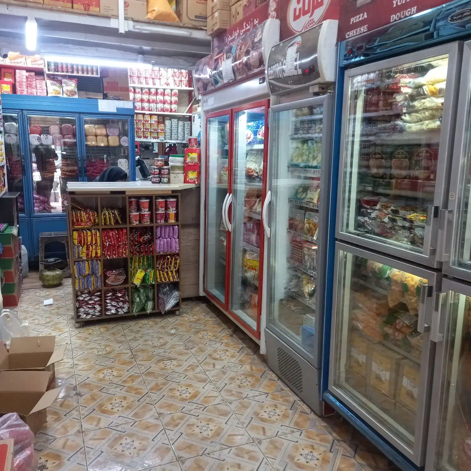 کارگر ساده|استخدام خدمات فروشگاه و رستوران|قم, خاکفرج|دیوار