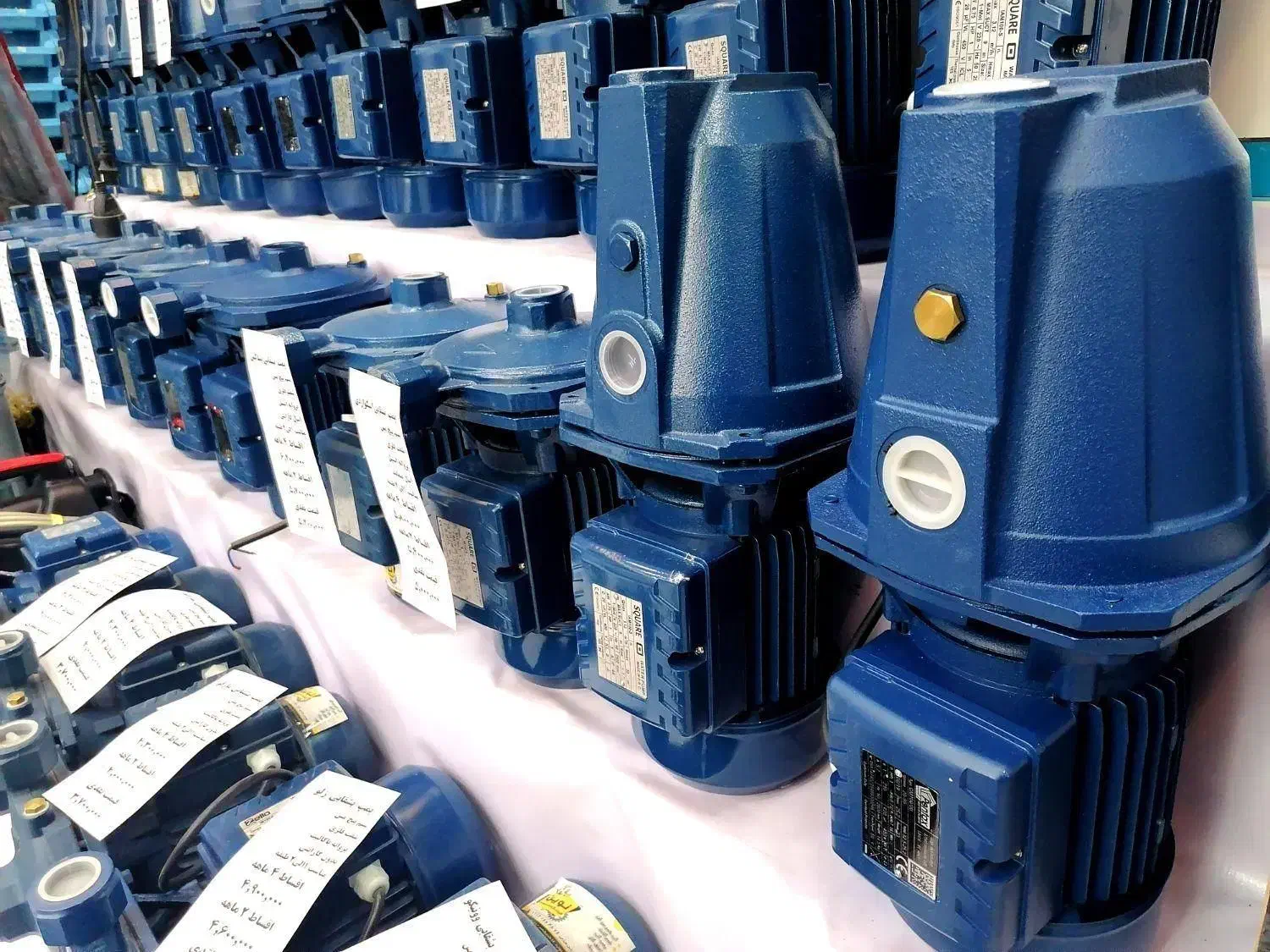 پمپ آب کارواش و کفکش برند وونیکو|مصالح و تجهیزات ساختمان|قم, ولیعصر|دیوار