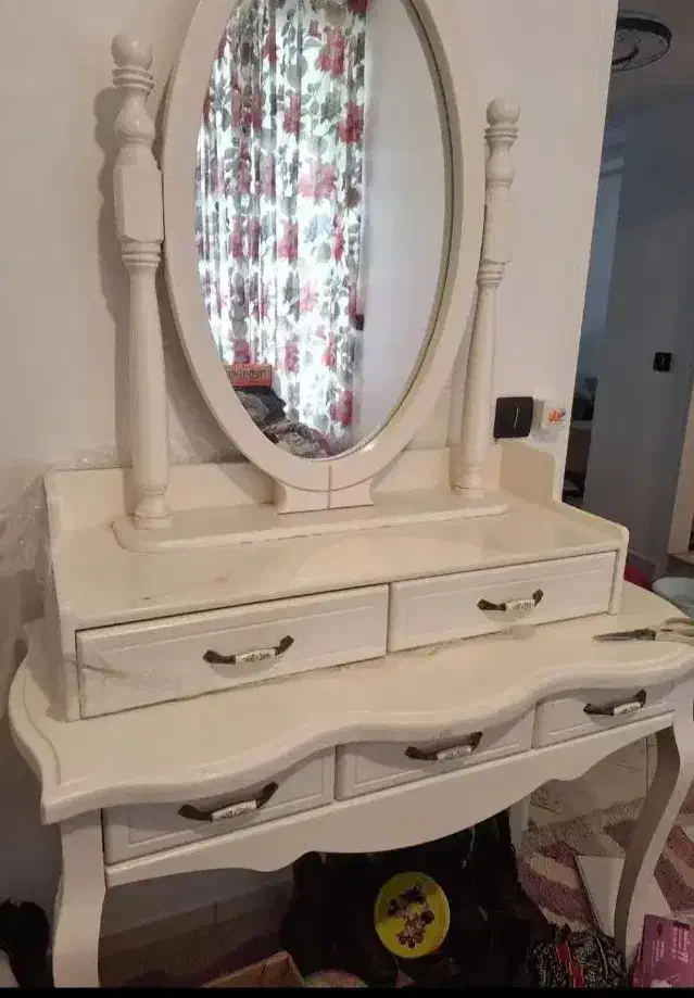 میز توالت میز ارایش مدل فرانسوی|تخت و سرویس خواب|تهران, علم و صنعت|دیوار