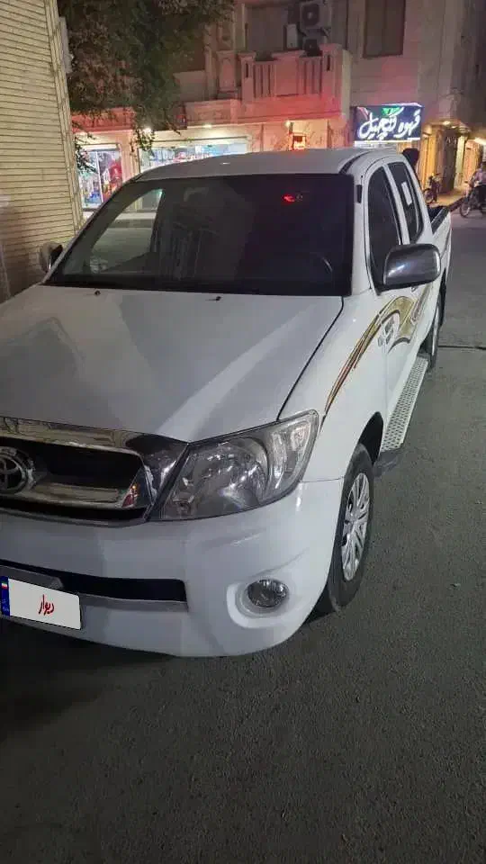 هایلوکس|خودرو سواری و وانت|بندرعباس, |دیوار