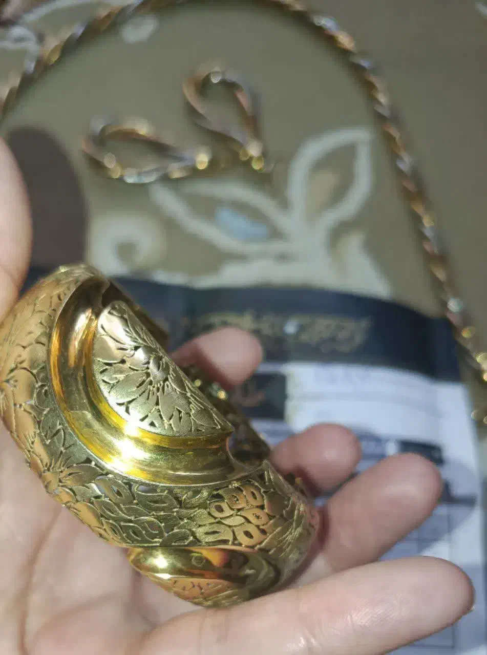 دستبند طلا ۷۳گرم|جواهرات|خرم‌آباد, |دیوار