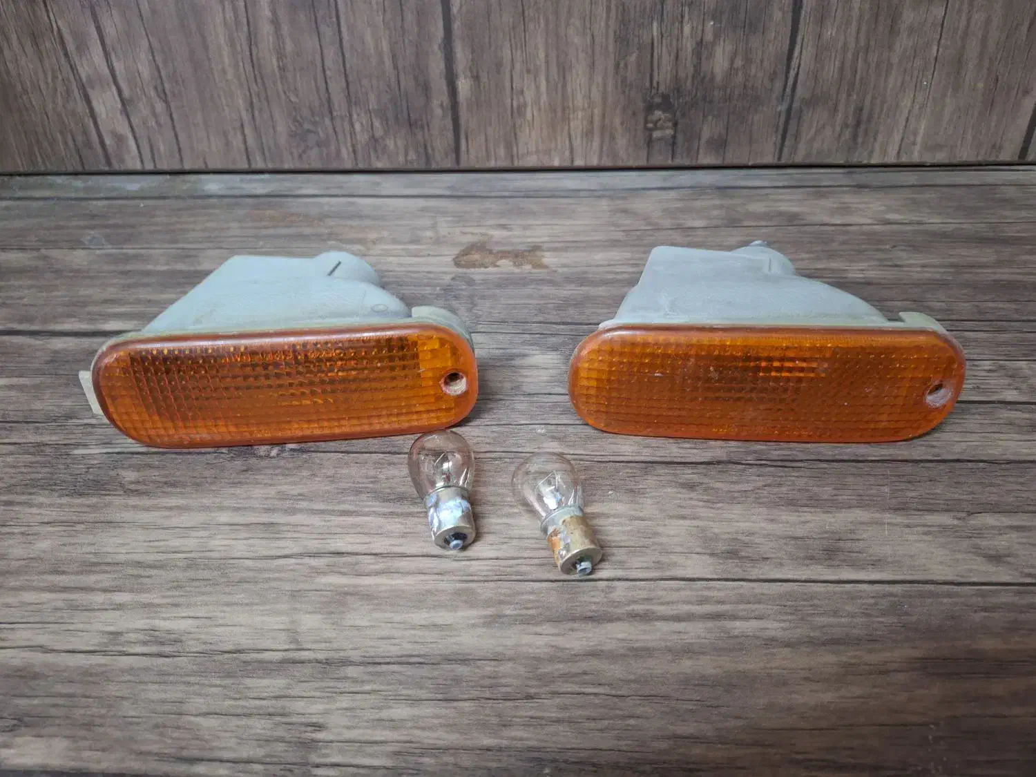 چراغ پراید|قطعات یدکی و لوازم جانبی|هشتگرد, هیو|دیوار