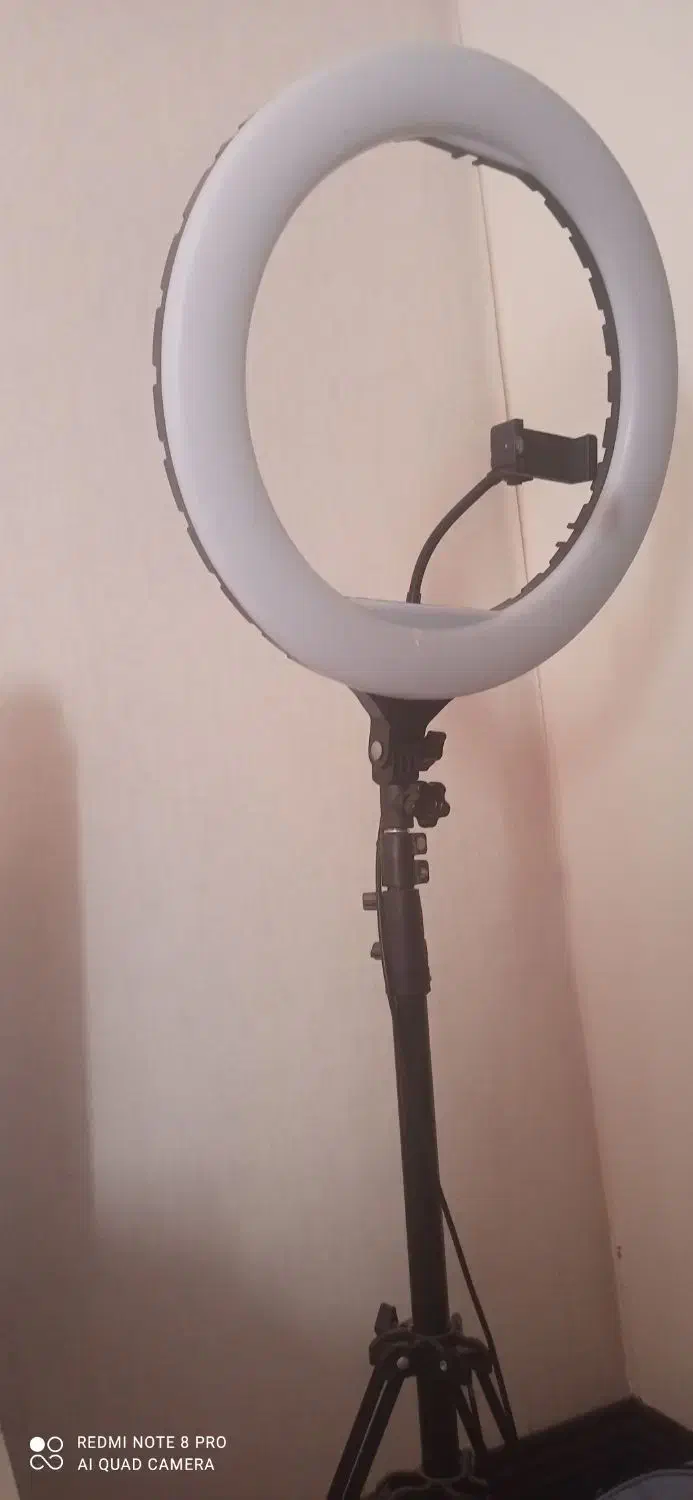 رینگ لایت حرفه ای|دوربین عکاسی و فیلم‌برداری|تهران, توحید|دیوار