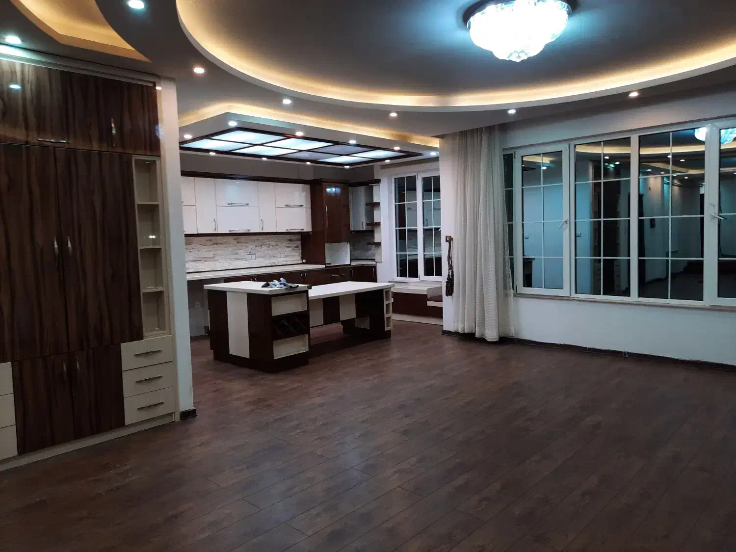 انجام کار خانه و راهپله با لوازم|خدمات نظافت|لاهیجان, شیخ زاهد|دیوار