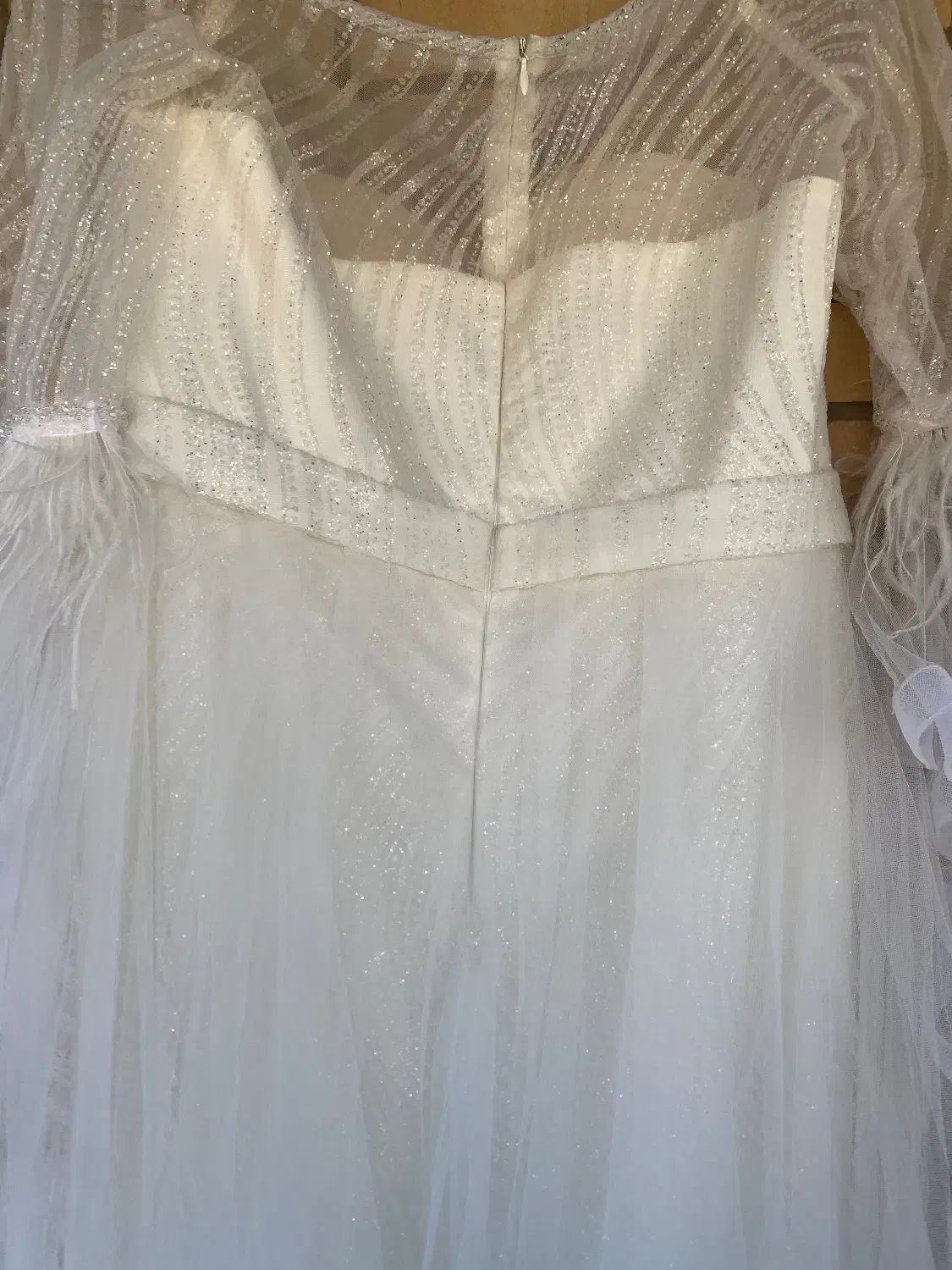 لباس عقد، فرمالیته|لباس|فولادشهر, مسکن مهر فولادشهر|دیوار