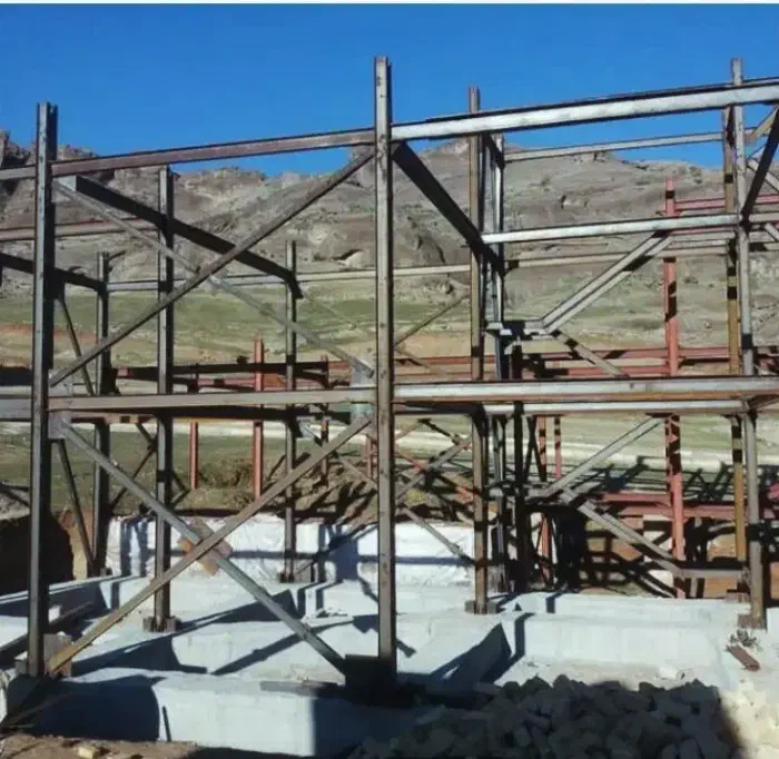 جوشکاری اسکلت و سقف فلزی وبتنی|خدمات پیشه و مهارت|خرم‌آباد, |دیوار