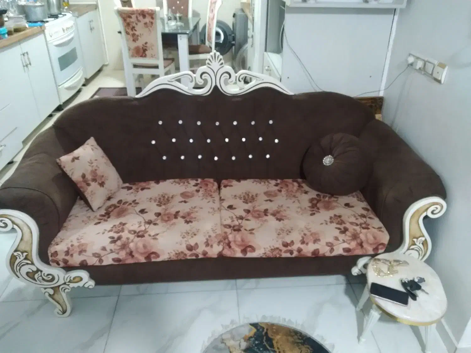 مبل|مبلمان خانگی و میز عسلی|باغستان, |دیوار