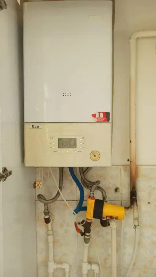 پکیج شوفاژ دیواری 24000(استوک)|آبگرمکن، پکیج، شوفاژ|ارومیه, |دیوار
