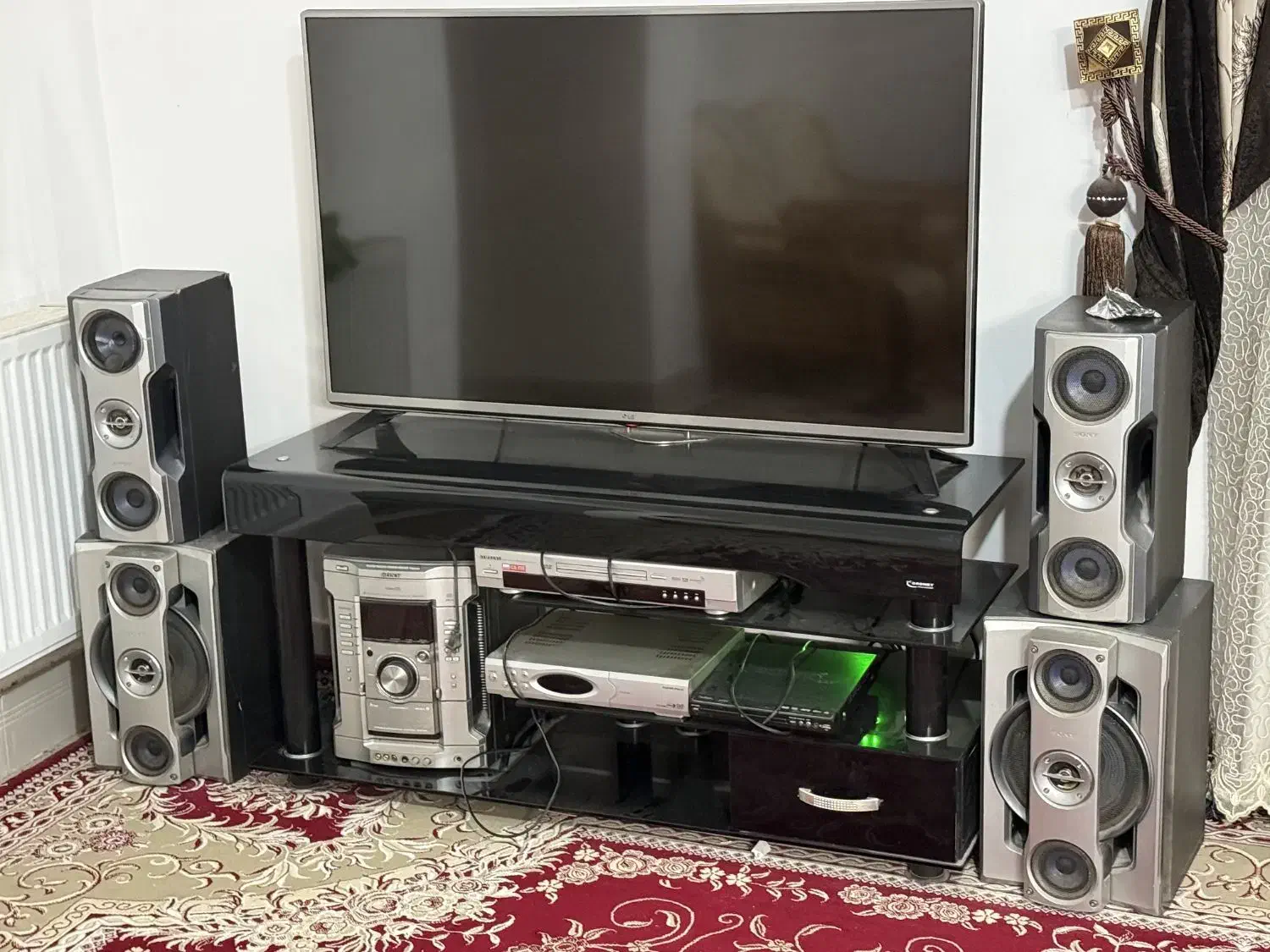 اثاثیه منزل|مبلمان خانگی و میز عسلی|فولادشهر, C3|دیوار