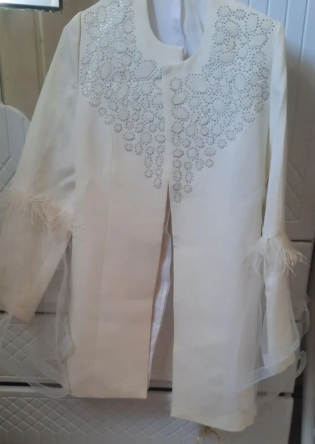 کت مجلسی|لباس|زاویه, |دیوار