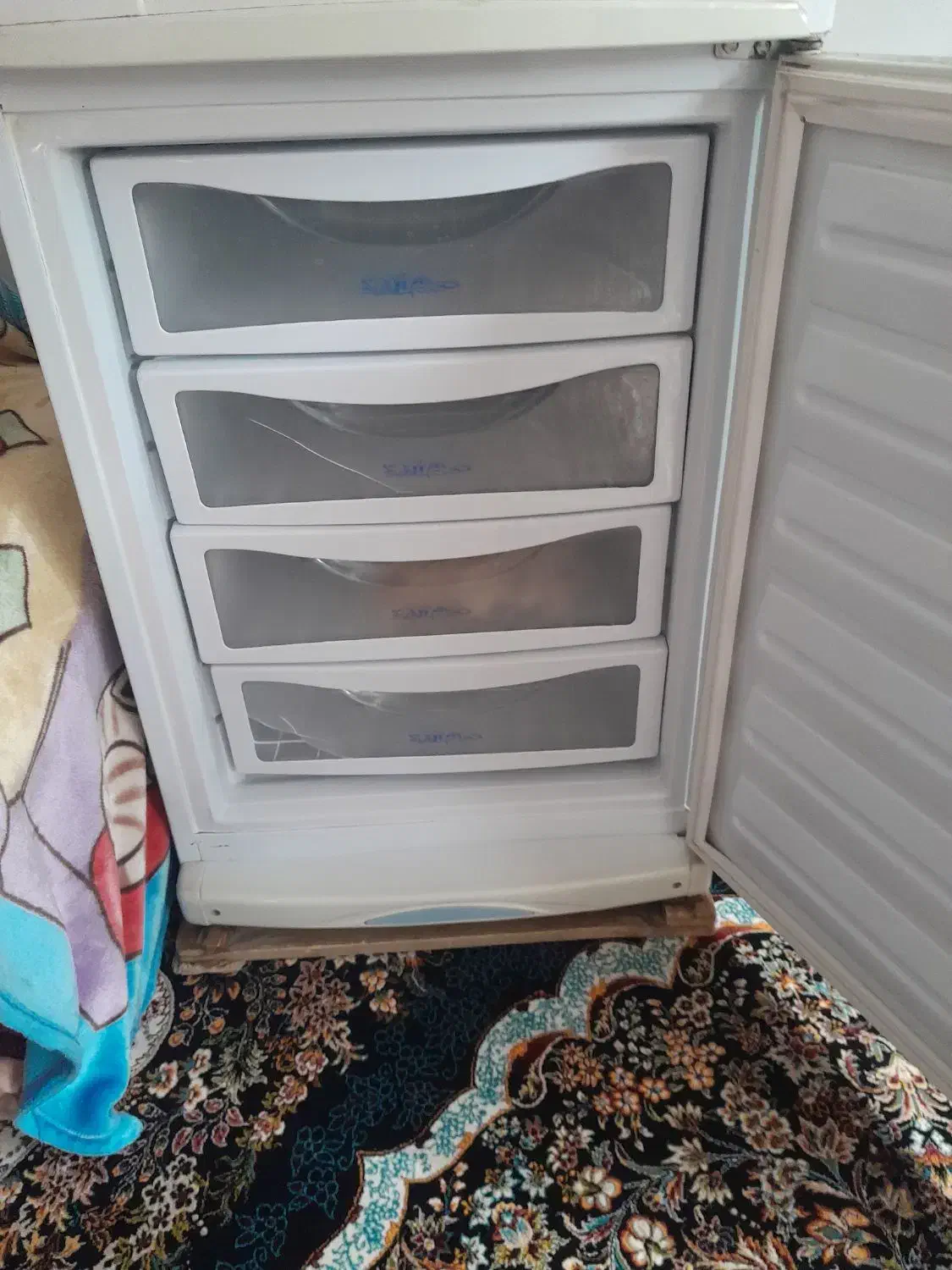 یخچال|یخچال و فریزر|تربت جام, جامرود|دیوار