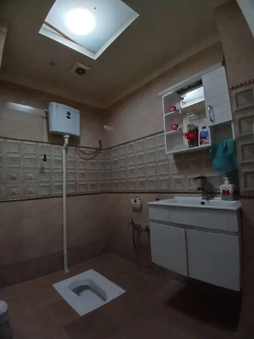 ۱۲۵ متر دو خوابه فول امکانات  خ نجات الهی