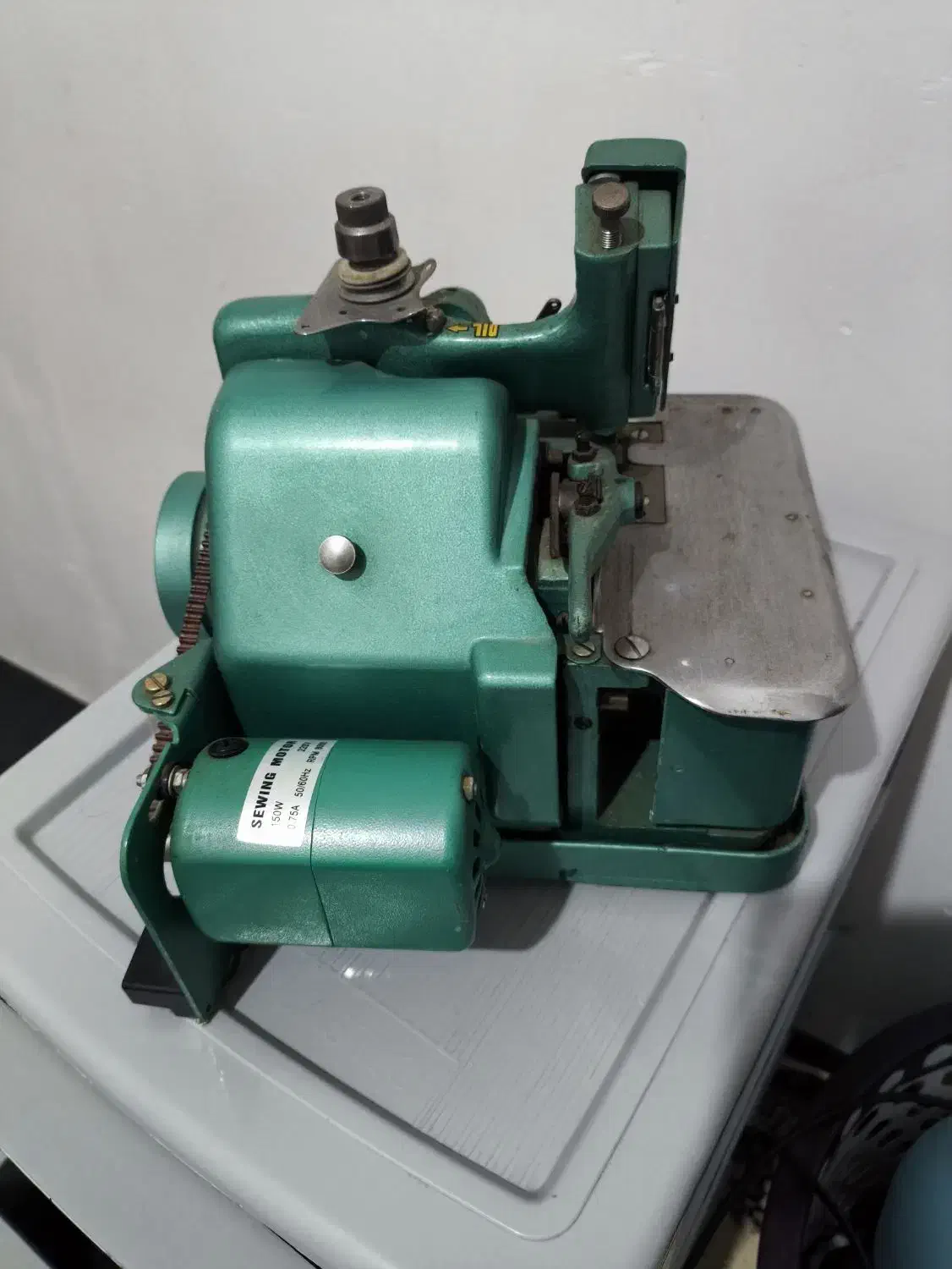 چرخ سردوز|چرخ خیاطی و ریسندگی|تاکستان, |دیوار