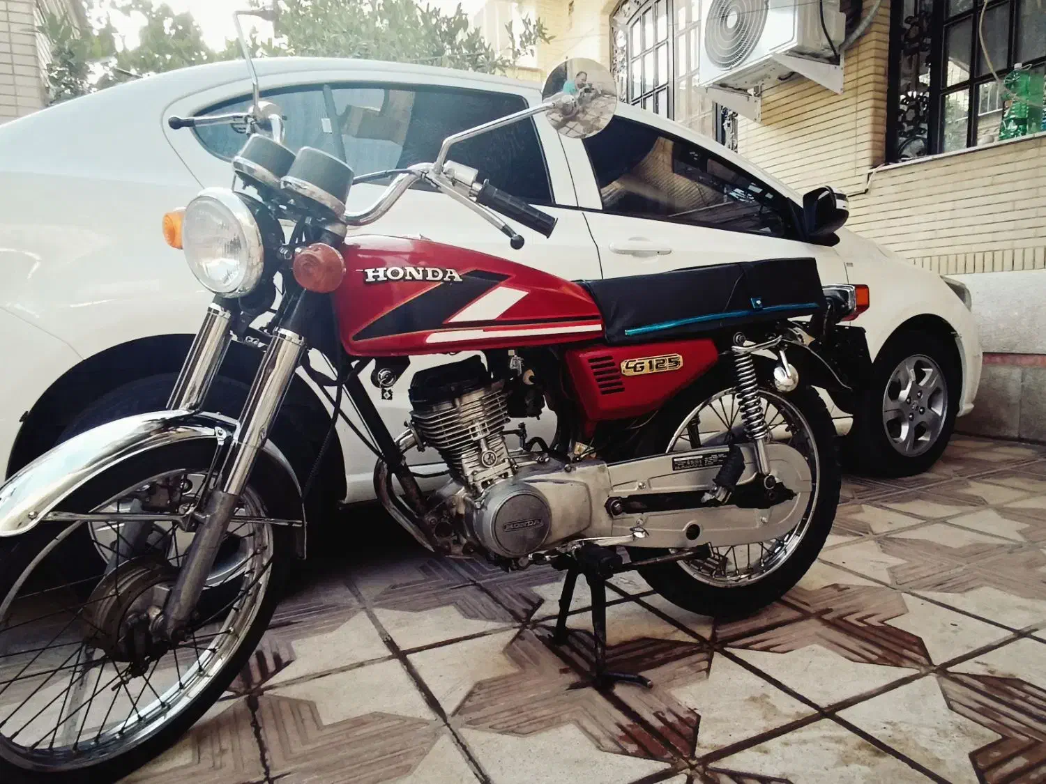 سی جی ژاپن|موتورسیکلت|شیراز, قدوسی غربی|دیوار