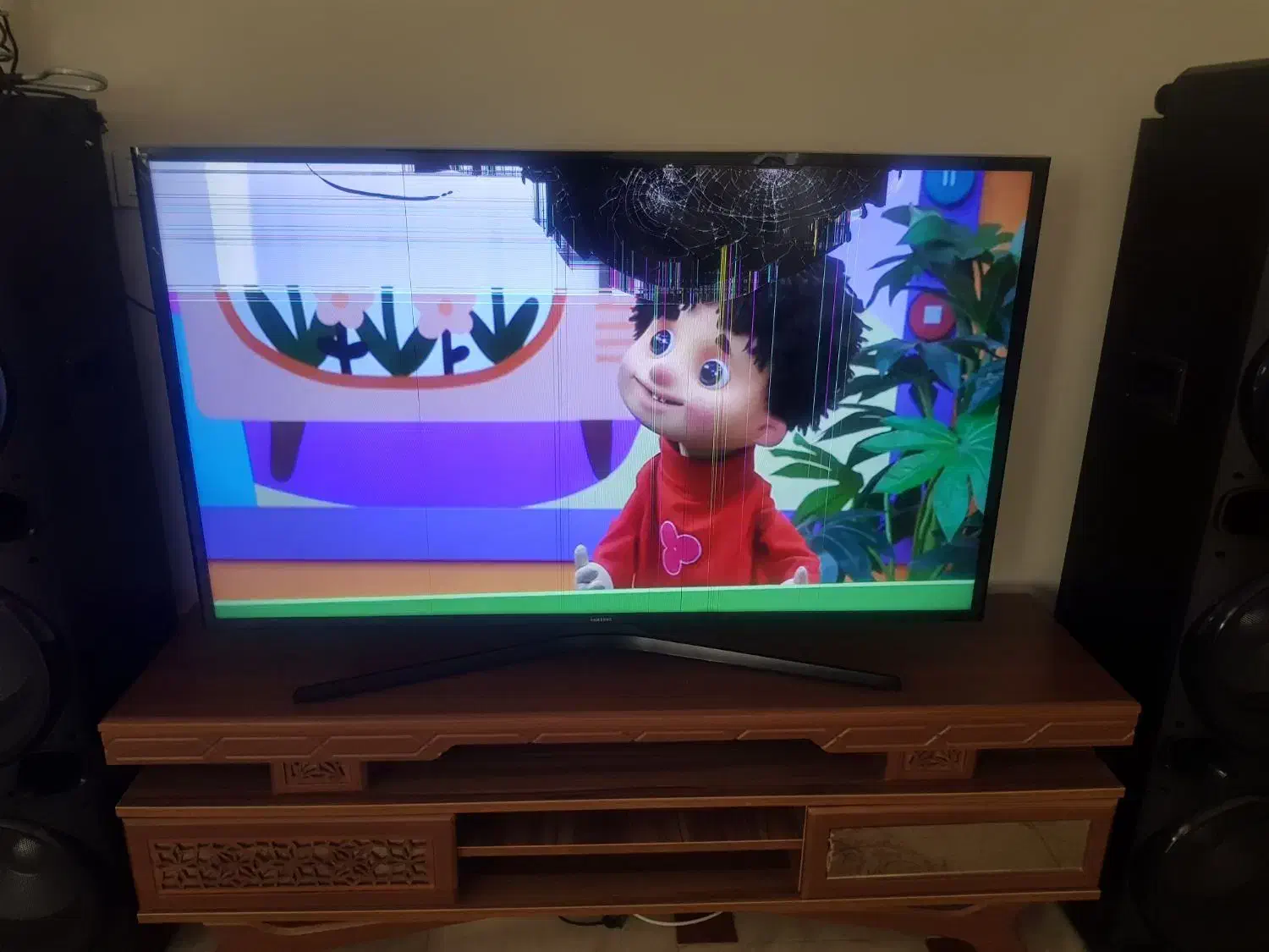 تلویزیون سامسونگ اصل|تلویزیون و پروژکتور|پرند, فاز ۲|دیوار