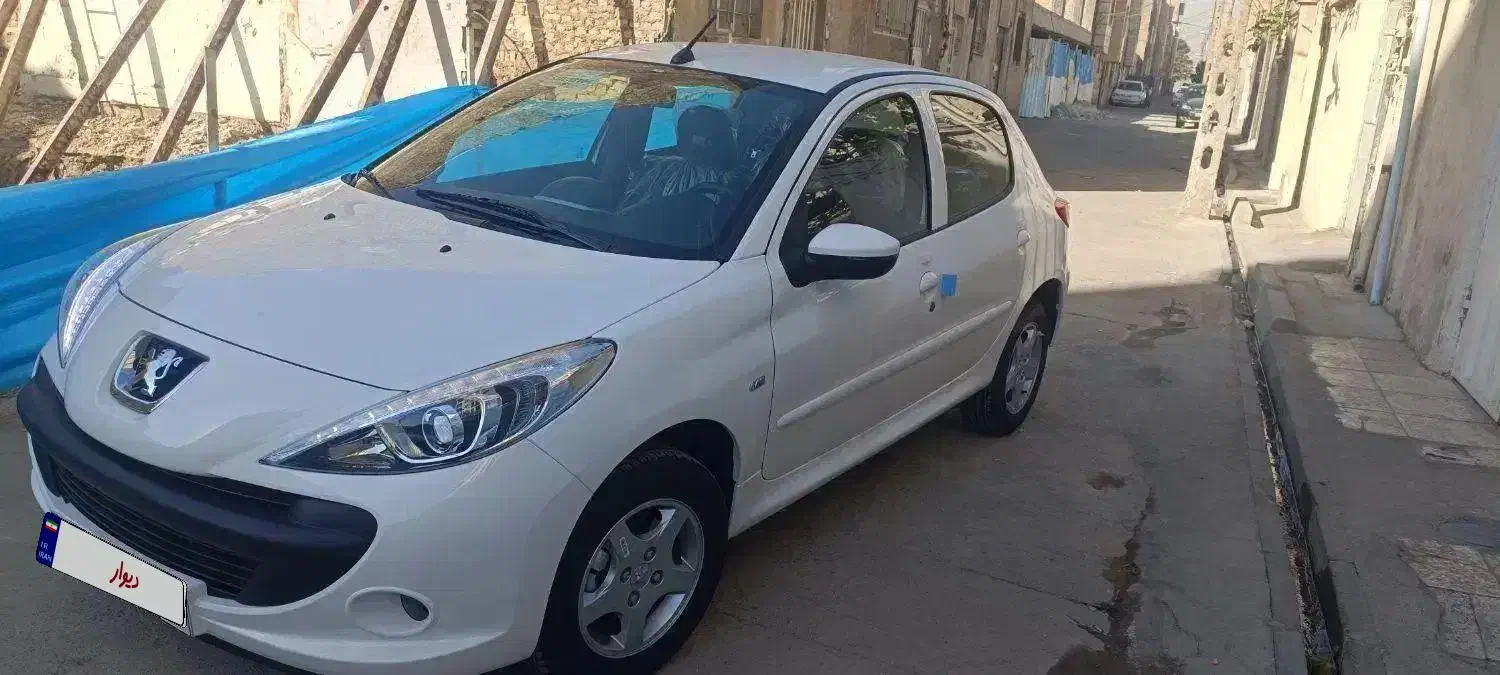 207اوتومات سقف فلز ارتقا یافته sbr|خودرو سواری و وانت|تهران, شهرک طالقانی|دیوار