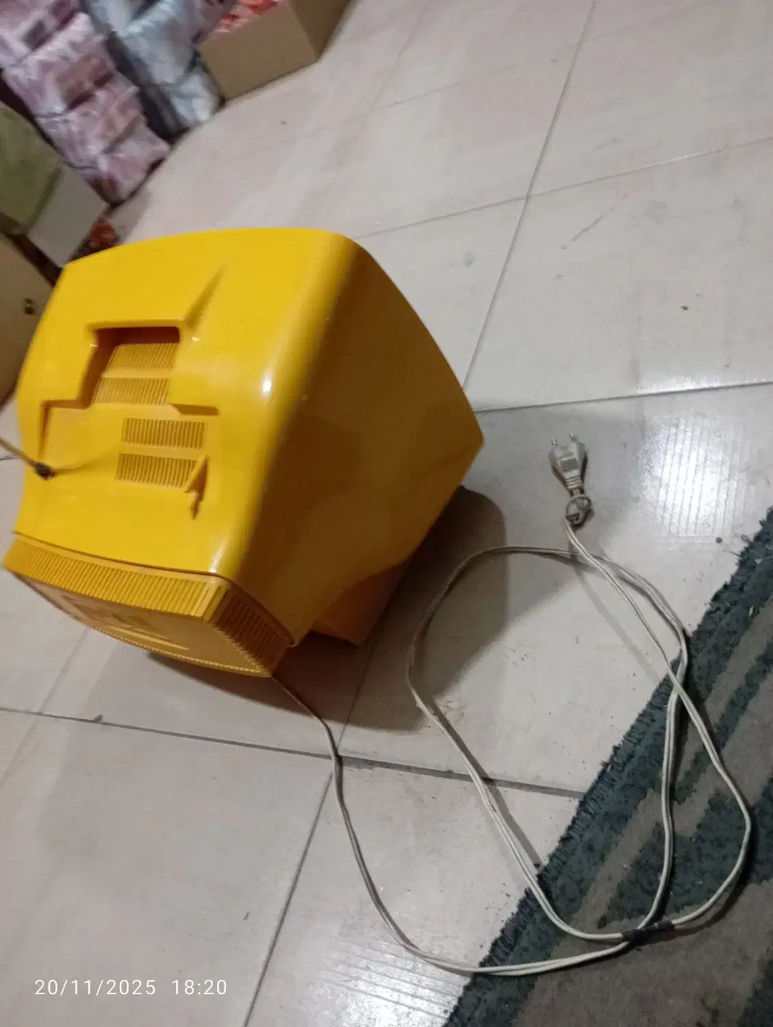 تلویزیون قدیمی|تلویزیون و پروژکتور|سبزوار, اسلام آباد|دیوار