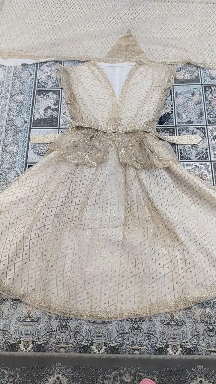 پیراهن نقده دوزی|کلکسیون اشیاء عتیقه|زاهدان, |دیوار