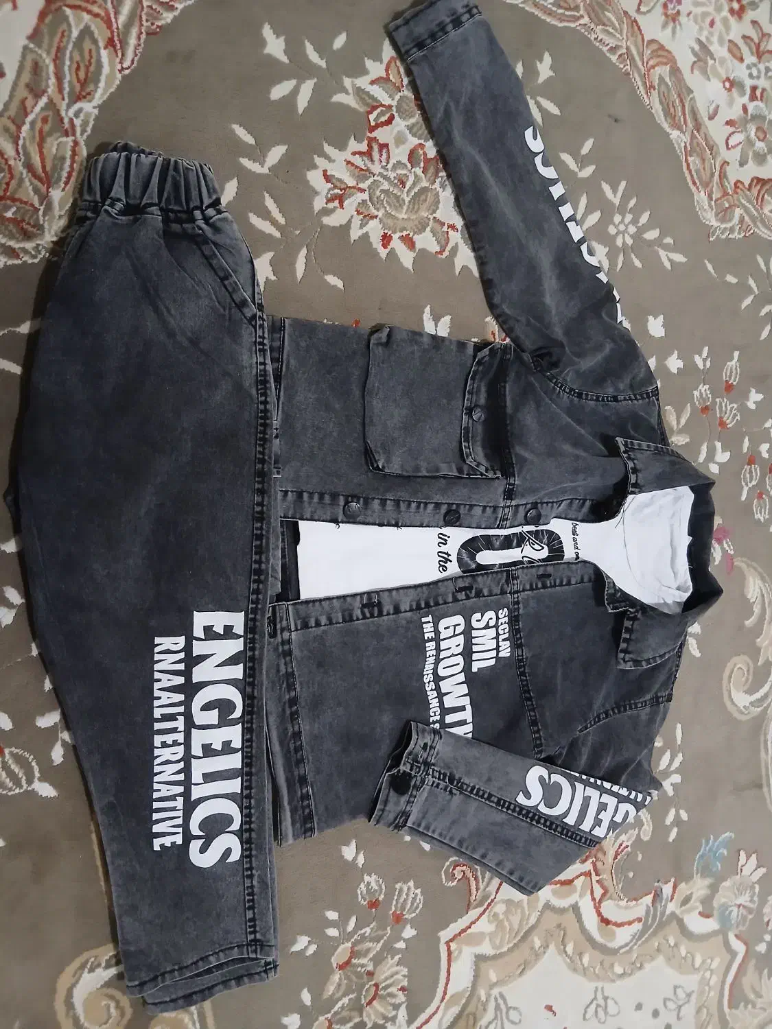 سه تیکه زغالی سایز۶۰|کفش و لباس بچه|کرمانشاه, |دیوار