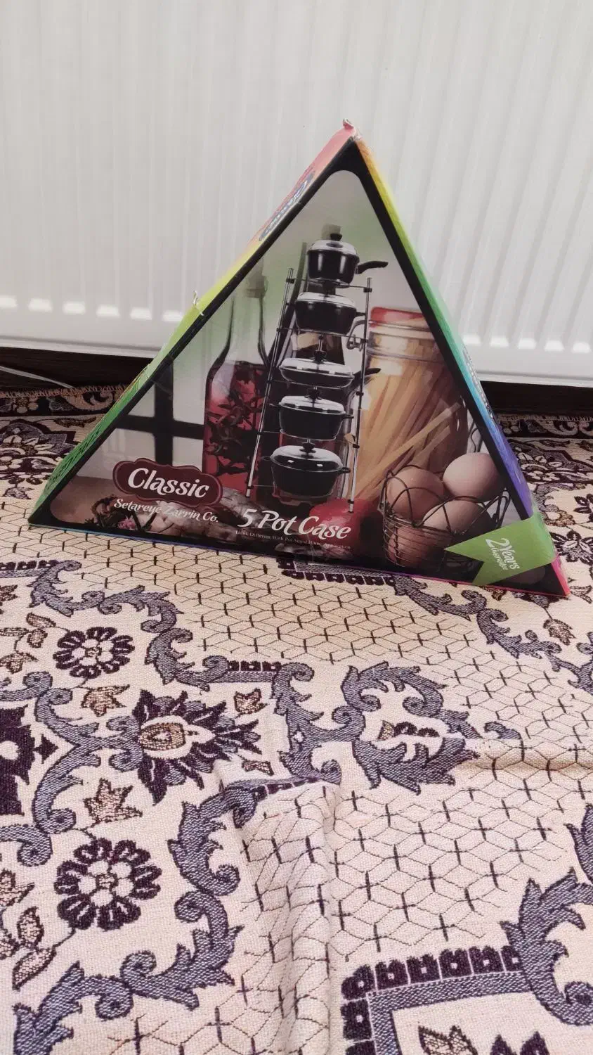 پایه قابلمه|آب‌چکان و نظم‌دهنده ظروف|گلبهار, شهر جدید گلبهار|دیوار