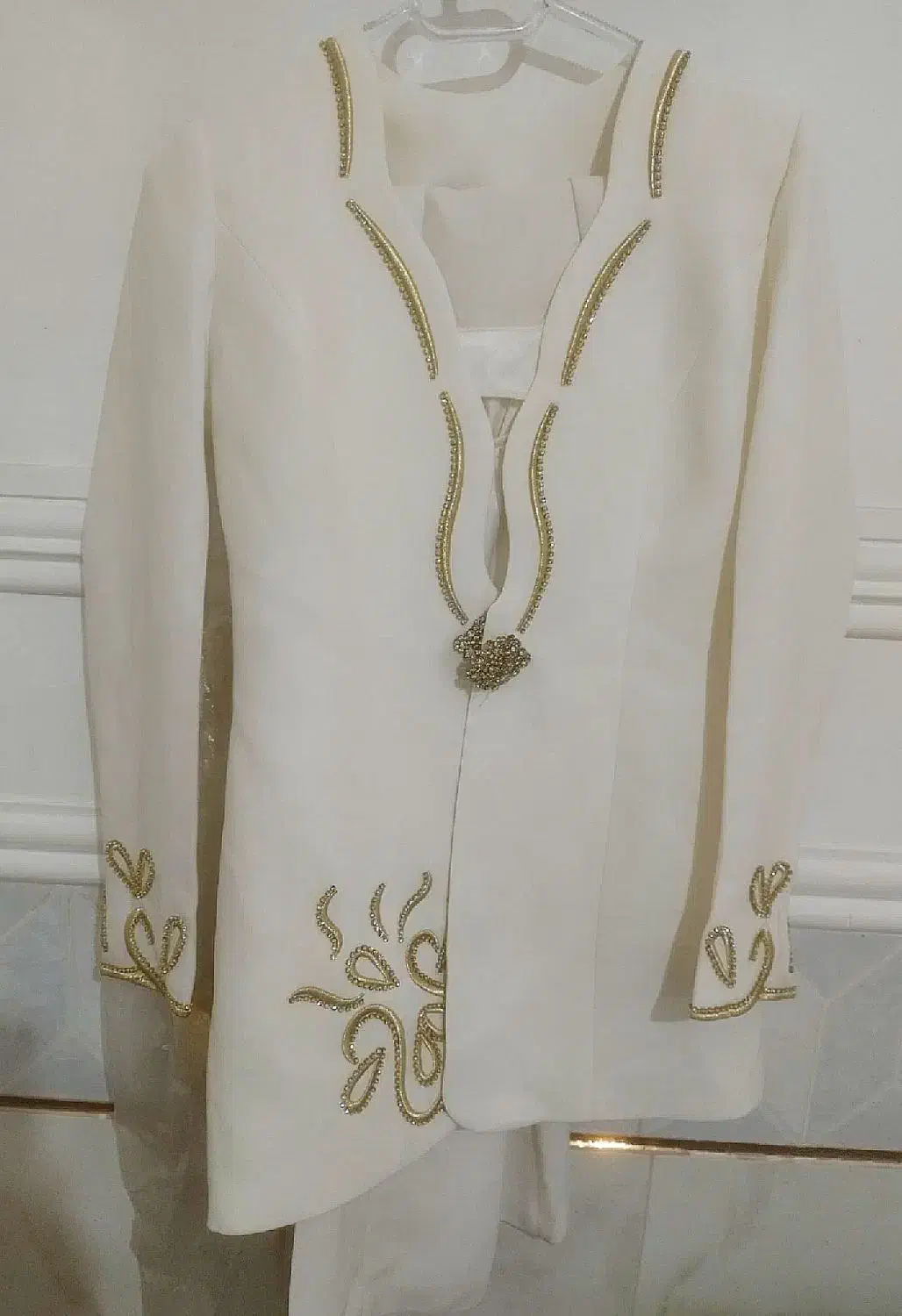 کت شلوار عقدی سفید طلایی|لباس|زاهدان, |دیوار