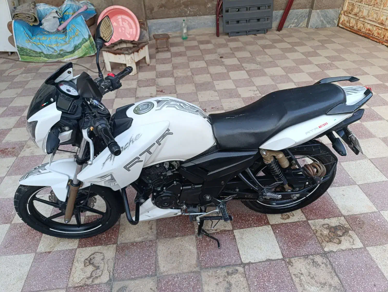 آپاچی ۱۸۰ (آس آس)|موتورسیکلت|آران و بیدگل, |دیوار