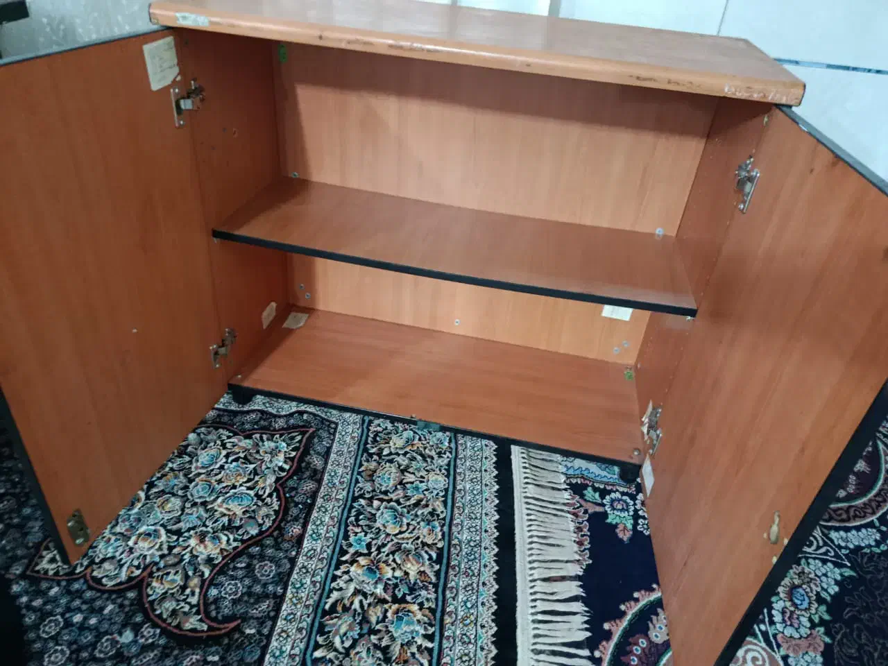 کمد|جاکفشی، کمد، دراور|لردگان, |دیوار