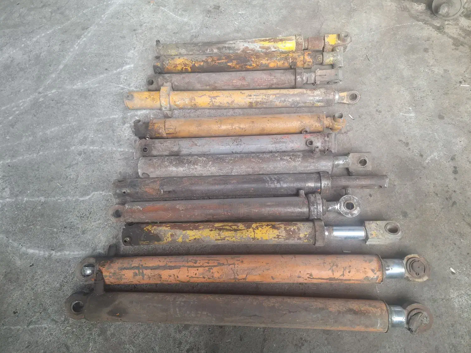 جک هیدرولیکی|ماشینآلات صنعتی|خوی, |دیوار