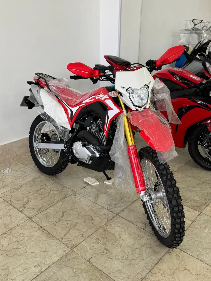 تریل باسل ۲۵۰ طرح crf مدل ۱۴۰۵|موتورسیکلت|تهران, مسعودیه|دیوار