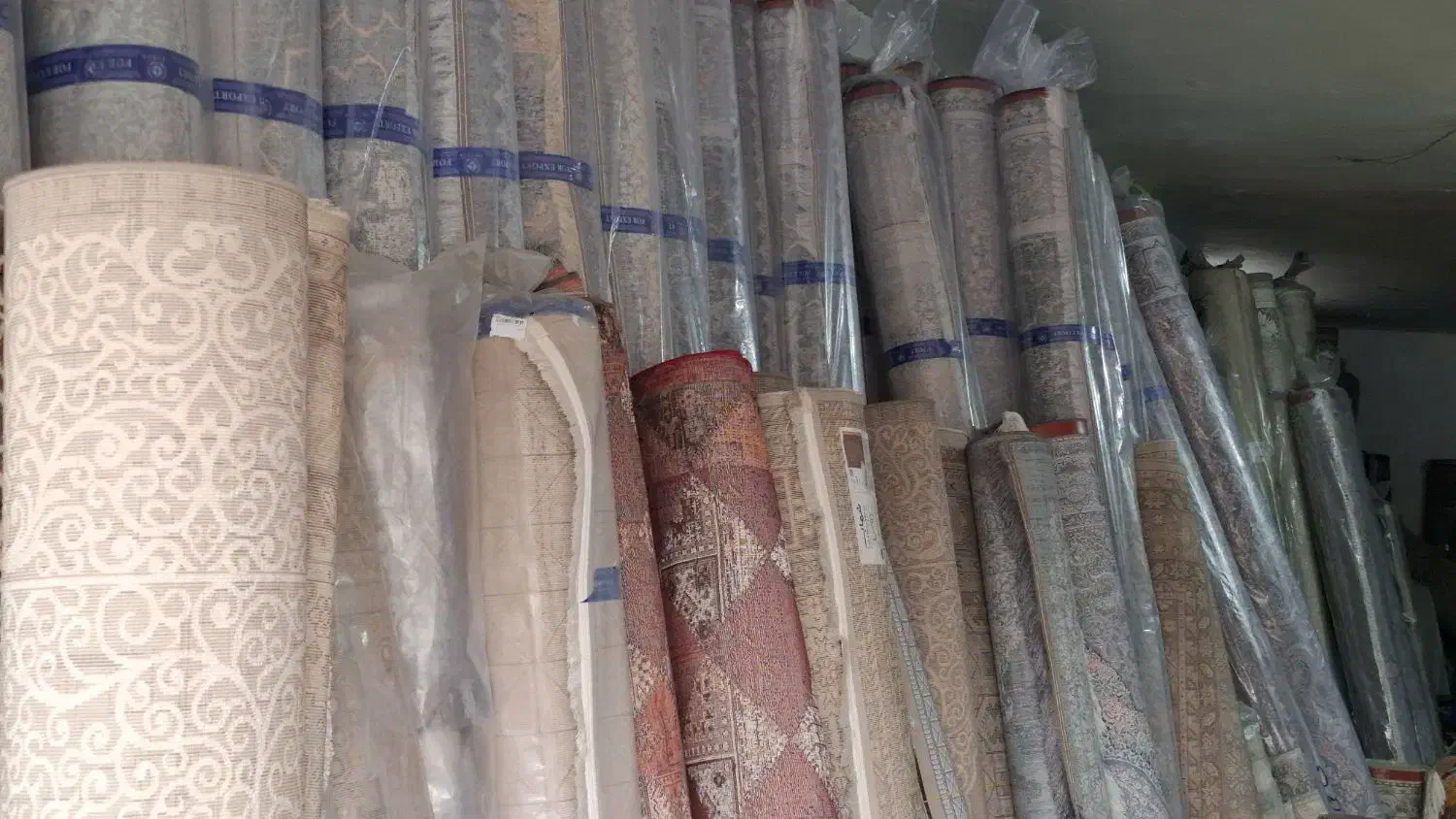 فرش فرزاد|فرش|علی‌آباد کتول, |دیوار