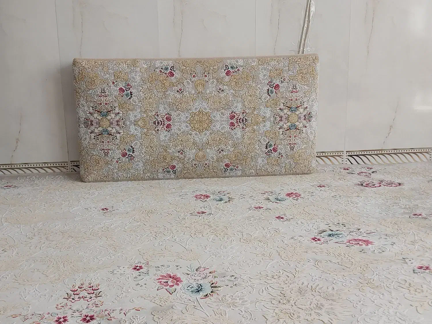 قالی طلا کوپ بی حاشیه|فرش|جوانرود, |دیوار