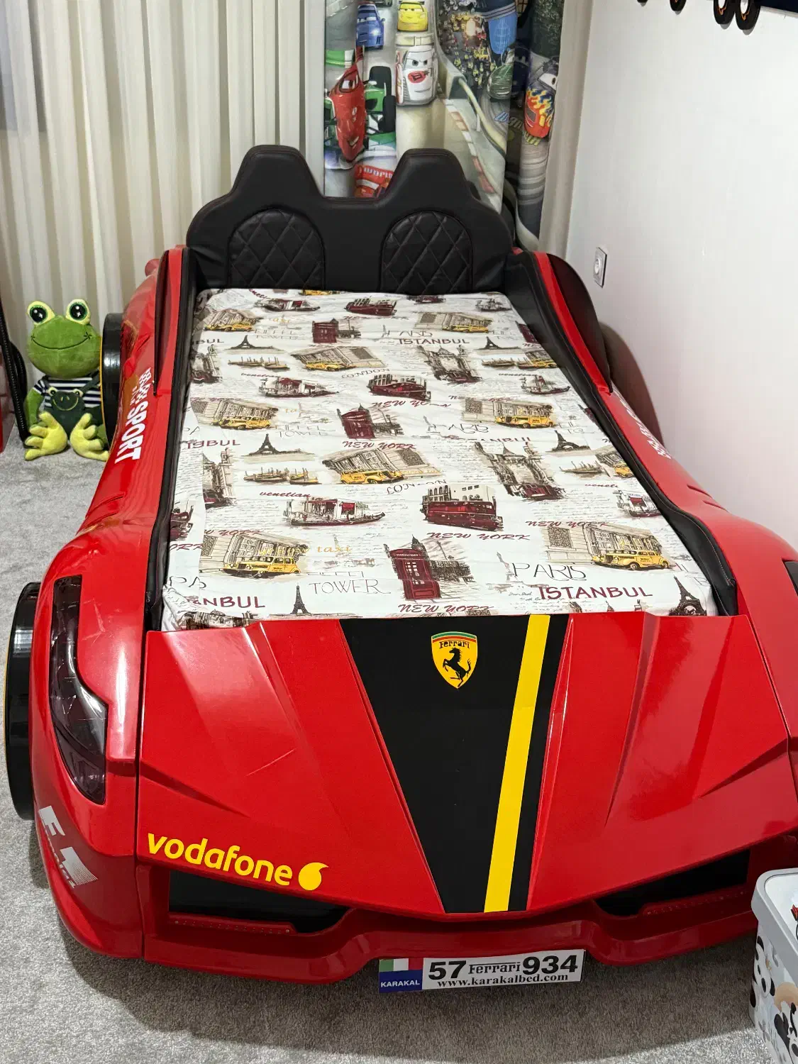 سرویس خواب ماشین فراری|تخت و سرویس خواب|بابل, |دیوار